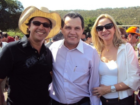 VALDIR RIBEIRO TAMBÉM AGUARDA DEFINIÇÃO DO PMDB