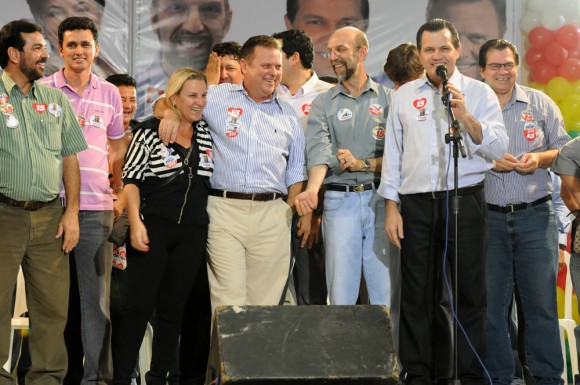 ENCONTRO DA MAJORITÁRIA REÚNE MILHARES NA CAPITAL