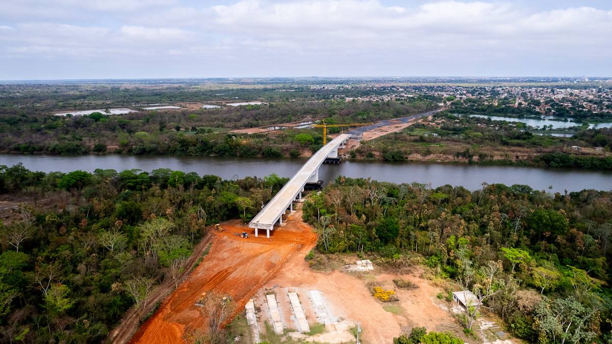 Estrutura já está pronta e, neste momento, a Sinfra trabalha na construção do acesso da ponte