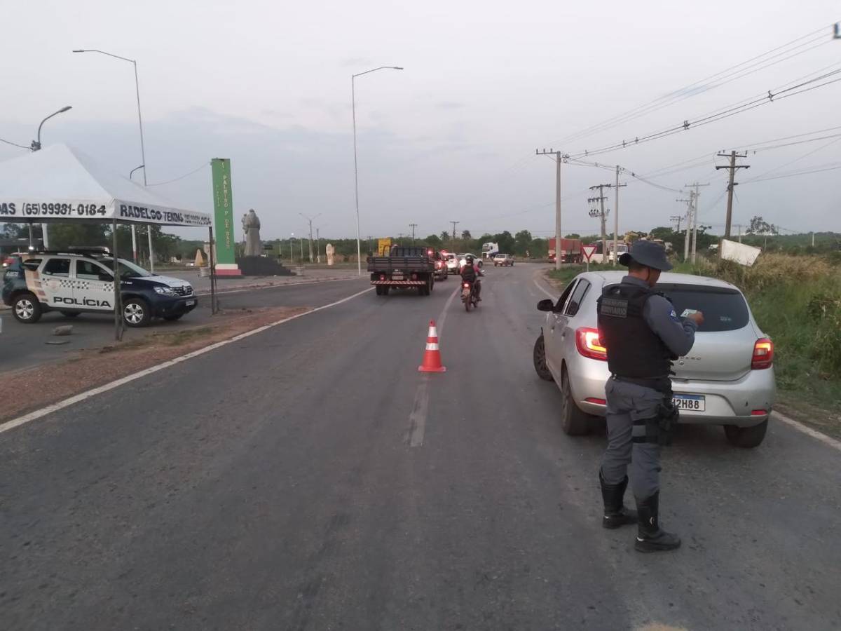 Batalhão de Trânsito prende 64 motoristas durante Operação Padroeira em Mato Grosso