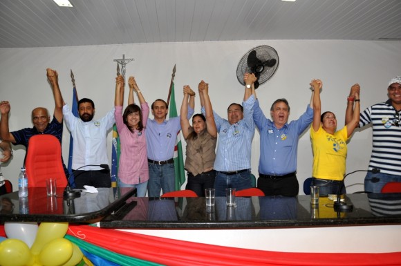 PSDB,PDT E DEM HOMOLOGAM CANDIDATOS A PREFEITO E VICE