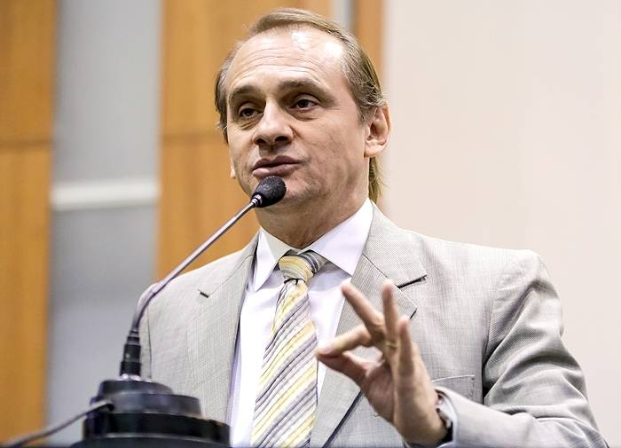 Wilson Santos confirma liberação de emendas pelo Governo para o Campeonato Peladão