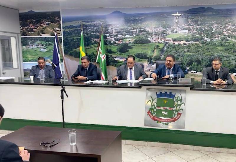 Câmara municipal de Leverger aprova Contas de Governo de 2022 da prefeita Francieli Magalhães