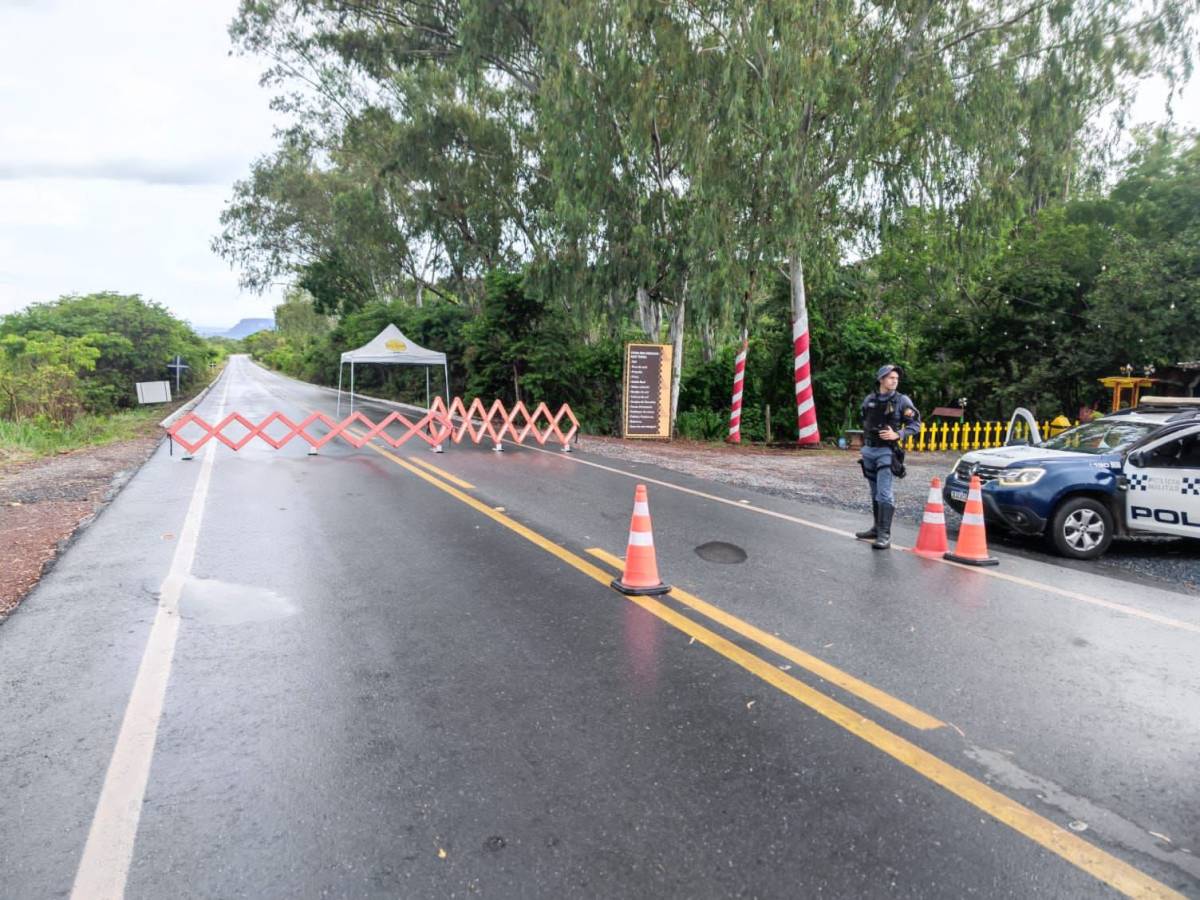 Tráfego no Portão do Inferno segue em meia pista; veja quais veículos estão proibidos de circular