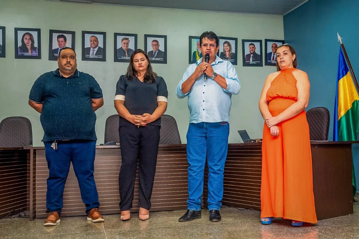 Prefeito Natal empossa novos Conselheiros Tutelares de Planalto da Serra