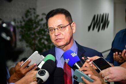 Se não houver concessões, vai cair, diz Botelho sobre lei da pesca em MT