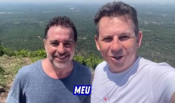 Governador sobe Morro de Santo Antônio para planejar via de acesso aos turistas; <VIDEO>