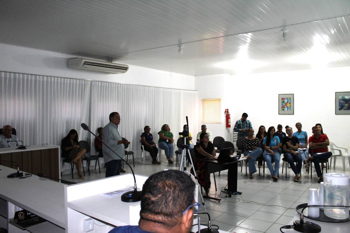 Prefeitura promove audiência pública para discutir concessão do serviço de saneamento