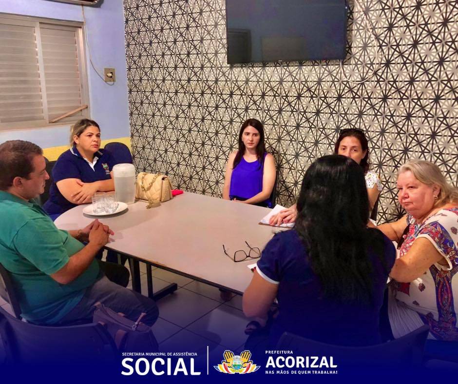 Prefeito e autoridades se unem em reunião  para combater desafios sociais na cidade