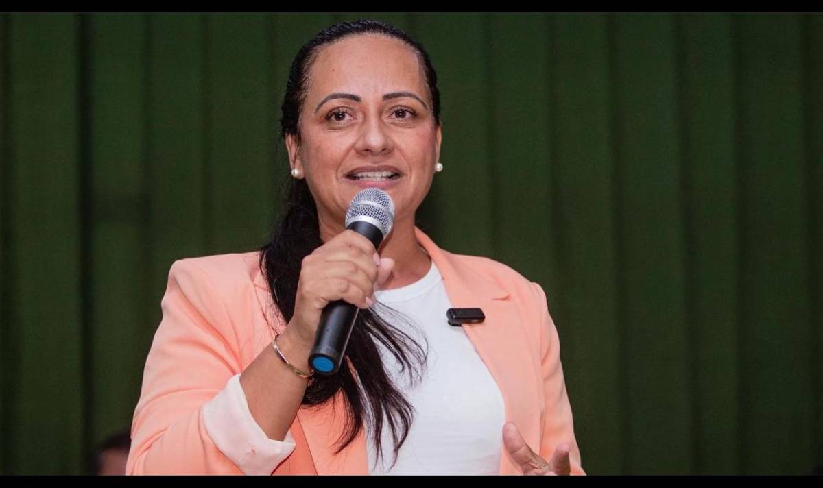 Advogada Ana Augusta é pré-candidata em Nova Brasilândia e tem prioridade de 7 a 8 prefeitas a se elegerem pelo PSB