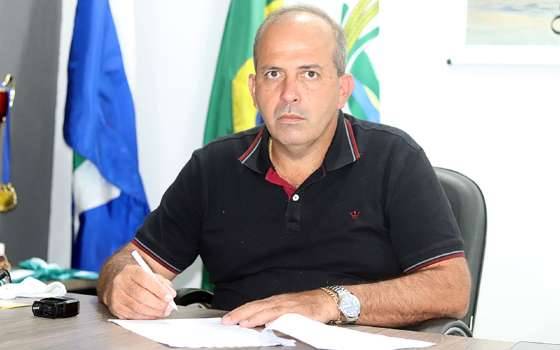 Justiça lembra dívidas e proíbe prefeito de gastar R$ 1,9 milhão com shows em MT