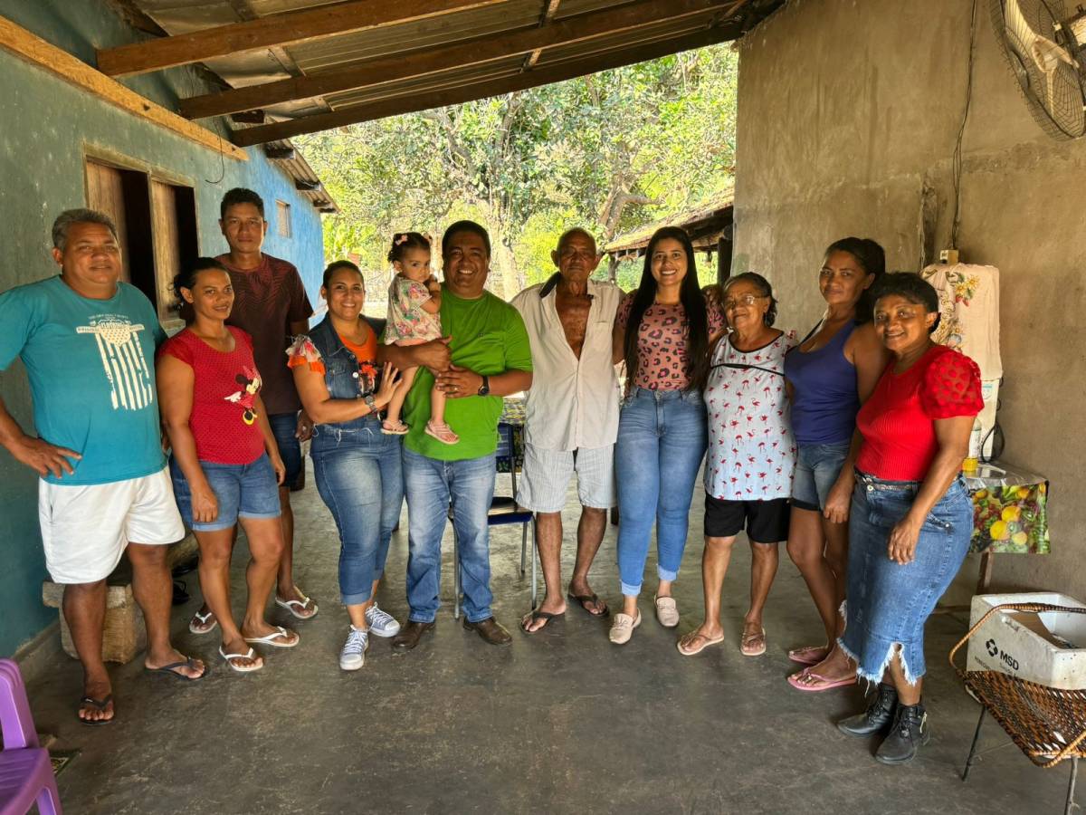 Francieli e Rominho recebem apoio de liderança da comunidade pantaneira de Água Branca