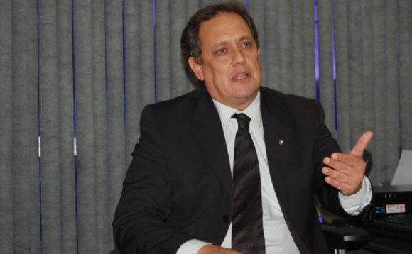 Eleitor deve analisar idoneidade de candidatos, diz presidente do TRE