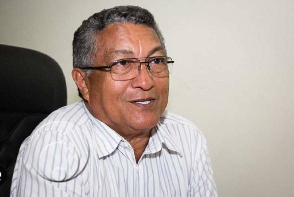 Nezinho abandona disputa em Livramento 