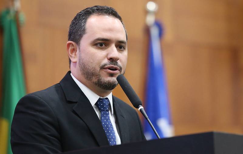 Projeto de Diego Guimarães quer incluir teste de mutação genética para prevenção do câncer em mulheres
