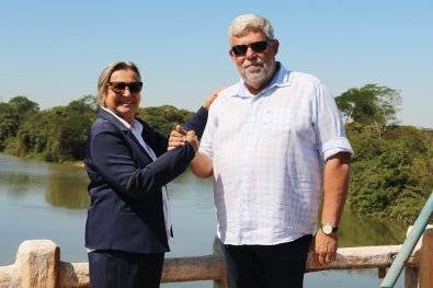 Justiça cassa prefeita em MT por filho comprar votos; testemunha é ameaçada com foice Barra do Bugres deve ter nova eleição