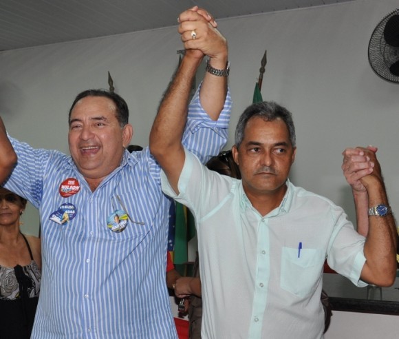 Harrisson e Manoel Teixeira, aguardam decisão do TRE nesta segunda